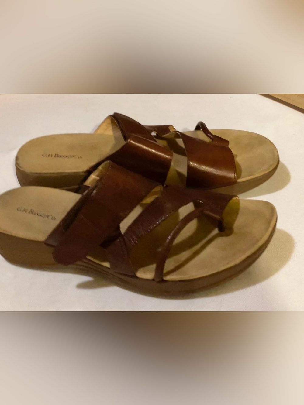 G.H Bass & Co. Women's Brown Leather Slide Sandals size 8.5M